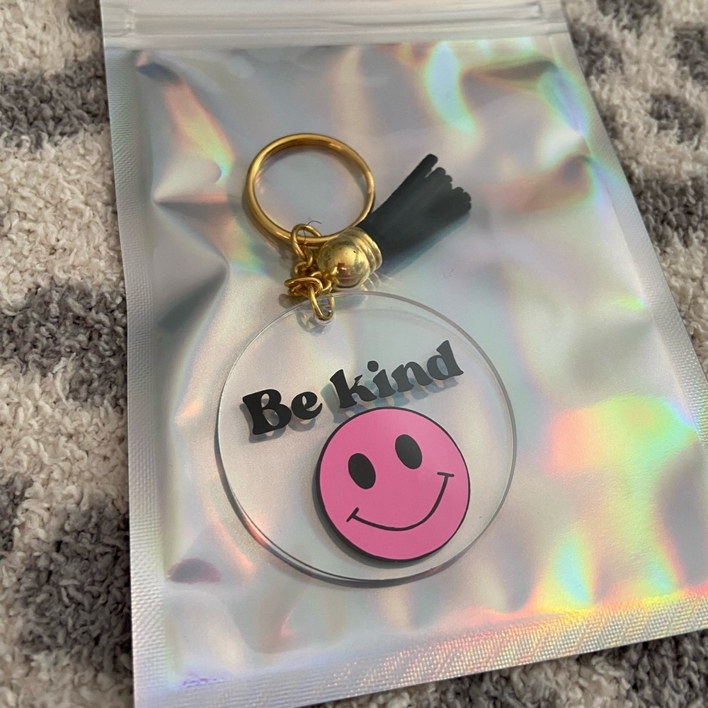 HANDMADE ACRYLIC BE KIND KEYCHAIN